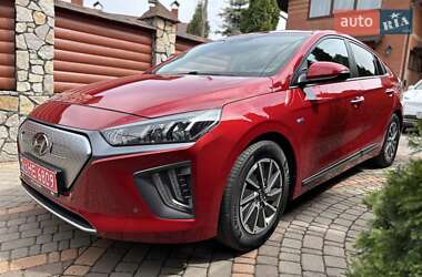 Ліфтбек Hyundai Ioniq 2019 в 