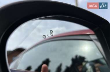 Ліфтбек Hyundai Ioniq 2019 в 