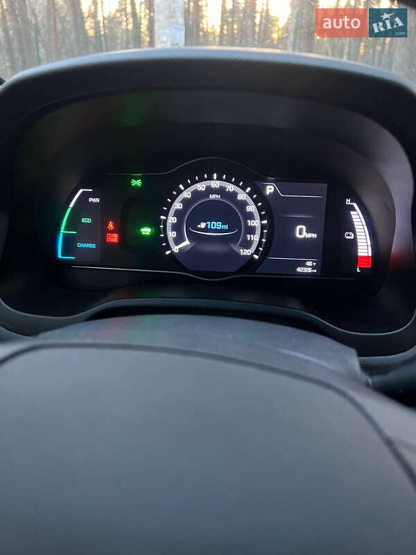 Лифтбек Hyundai Ioniq 2019 в Киеве
