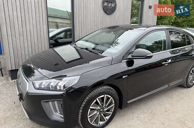 Хетчбек Hyundai Ioniq 2019 в 