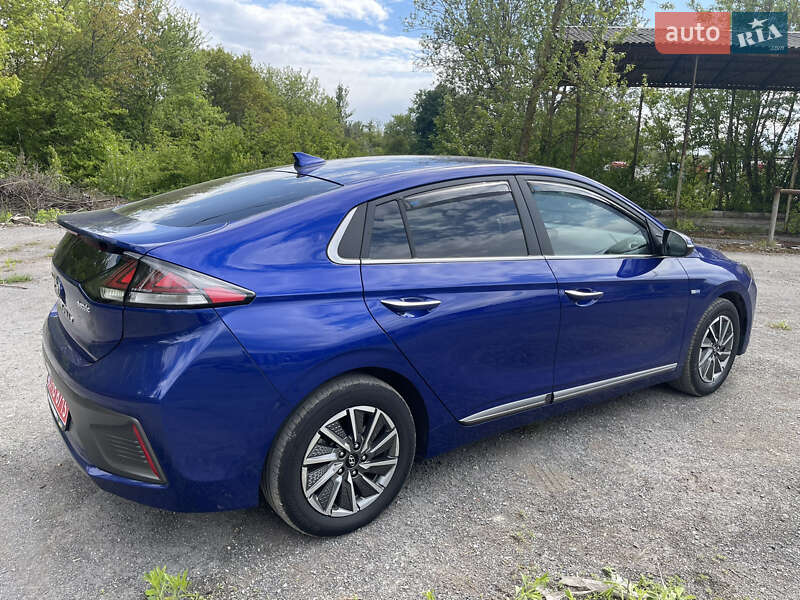 Ліфтбек Hyundai Ioniq 2020 в Тернополі
