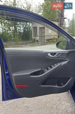 Лифтбек Hyundai Ioniq 2020 в 