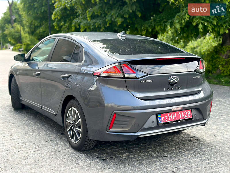 Лифтбек Hyundai Ioniq 2020 в Золочеве