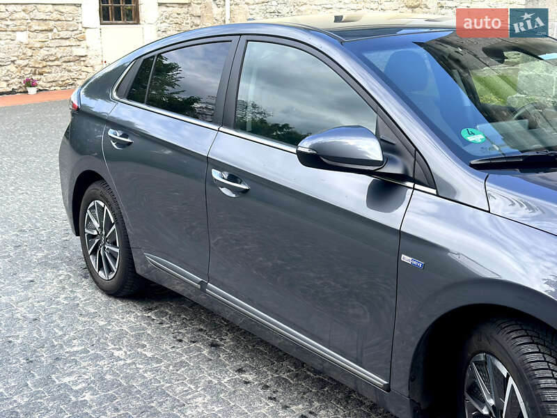 Лифтбек Hyundai Ioniq 2020 в Золочеве