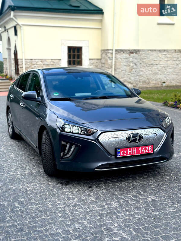 Лифтбек Hyundai Ioniq 2020 в Золочеве