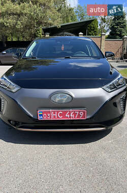 Хетчбек Hyundai Ioniq 2018 в 
