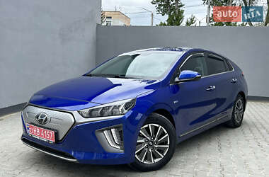 Лифтбек Hyundai Ioniq 2020 в 