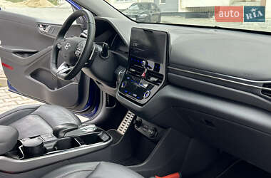 Лифтбек Hyundai Ioniq 2020 в 