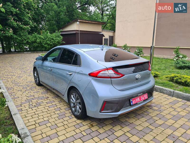 Хэтчбек Hyundai Ioniq 2018 в Виннице