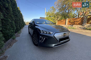 Лифтбек Hyundai Ioniq 2021 в Виннице