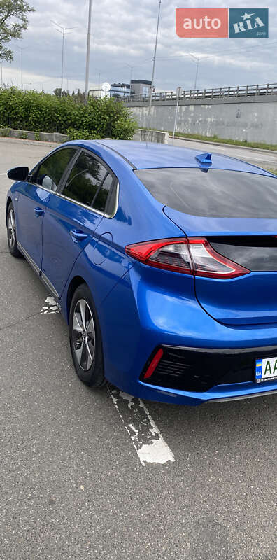 Хэтчбек Hyundai Ioniq 2018 в Киеве