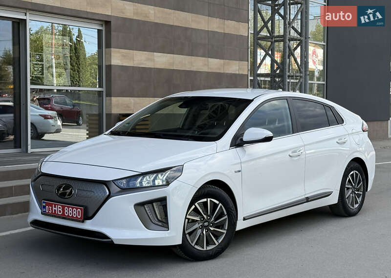 Ліфтбек Hyundai Ioniq 2020 в 