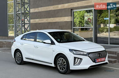Ліфтбек Hyundai Ioniq 2020 в 