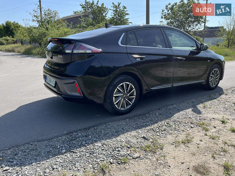 Ліфтбек Hyundai Ioniq 2019 в Павлограді