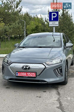 Ліфтбек Hyundai Ioniq 2019 в 
