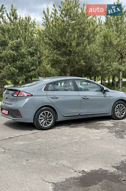Ліфтбек Hyundai Ioniq 2019 в 