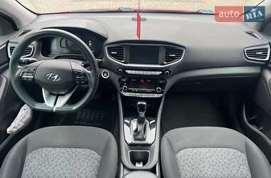 Лифтбек Hyundai Ioniq 2019 в 
