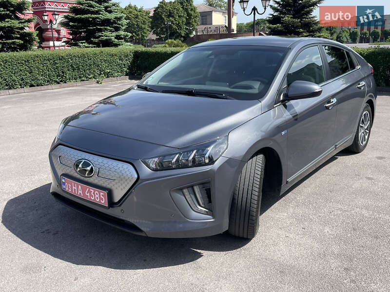 Ліфтбек Hyundai Ioniq 2020 в 
