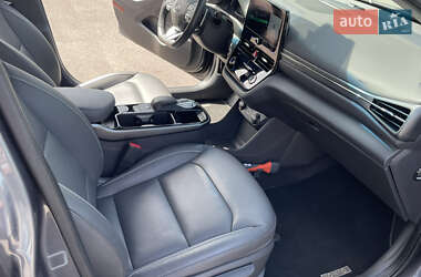 Ліфтбек Hyundai Ioniq 2020 в 