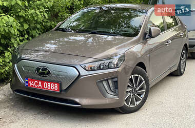 Ліфтбек Hyundai Ioniq 2021 в Тернополі