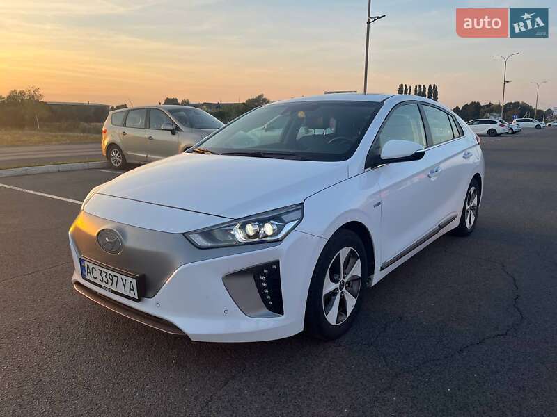 Хетчбек Hyundai Ioniq 2017 в Луцьку