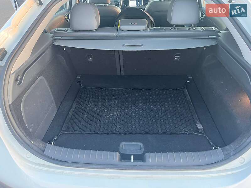Хетчбек Hyundai Ioniq 2017 в Луцьку