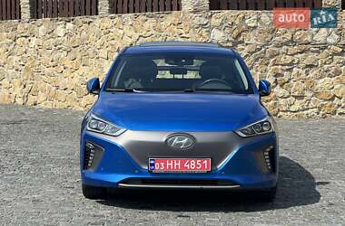 Хэтчбек Hyundai Ioniq 2017 в 