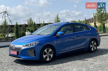 Хэтчбек Hyundai Ioniq 2017 в 