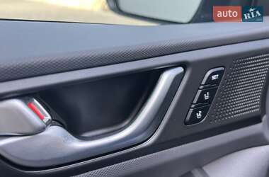 Хэтчбек Hyundai Ioniq 2017 в 