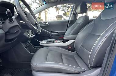 Хэтчбек Hyundai Ioniq 2017 в 
