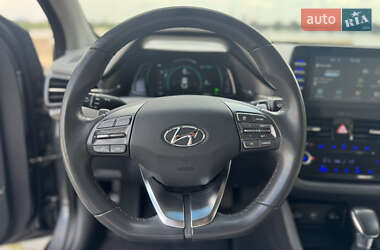 Ліфтбек Hyundai Ioniq 2020 в 