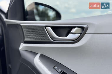 Ліфтбек Hyundai Ioniq 2020 в 