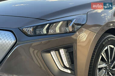 Ліфтбек Hyundai Ioniq 2020 в 
