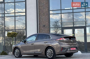 Ліфтбек Hyundai Ioniq 2020 в 