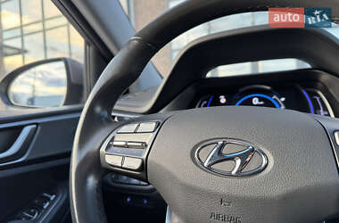 Ліфтбек Hyundai Ioniq 2020 в 