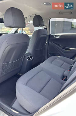 Лифтбек Hyundai Ioniq 2020 в 