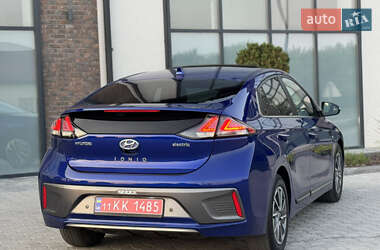 Лифтбек Hyundai Ioniq 2020 в 