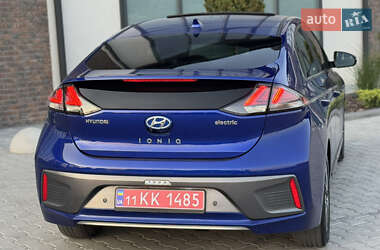 Лифтбек Hyundai Ioniq 2020 в 