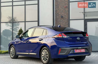 Лифтбек Hyundai Ioniq 2020 в 