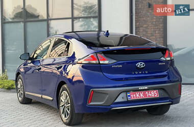 Лифтбек Hyundai Ioniq 2020 в 