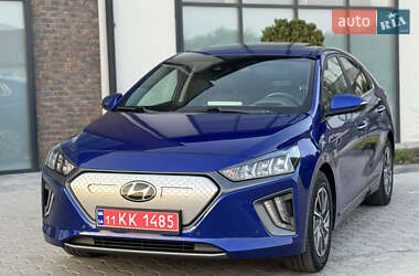 Лифтбек Hyundai Ioniq 2020 в 