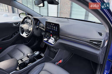 Лифтбек Hyundai Ioniq 2020 в 
