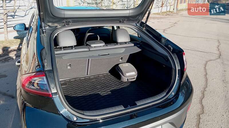 Хетчбек Hyundai Ioniq 2018 в Житомирі