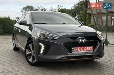 Лифтбек Hyundai Ioniq 2019 в 