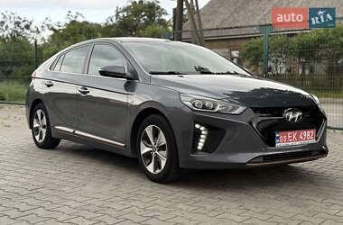 Лифтбек Hyundai Ioniq 2019 в 