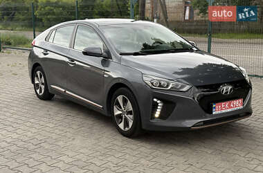Лифтбек Hyundai Ioniq 2019 в 