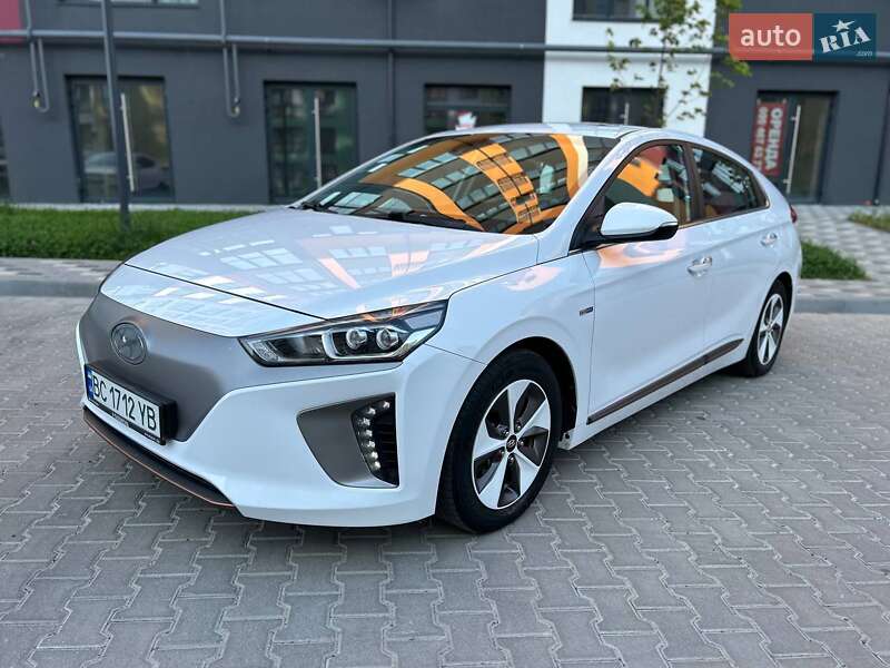 Ліфтбек Hyundai Ioniq 2019 в Стрию