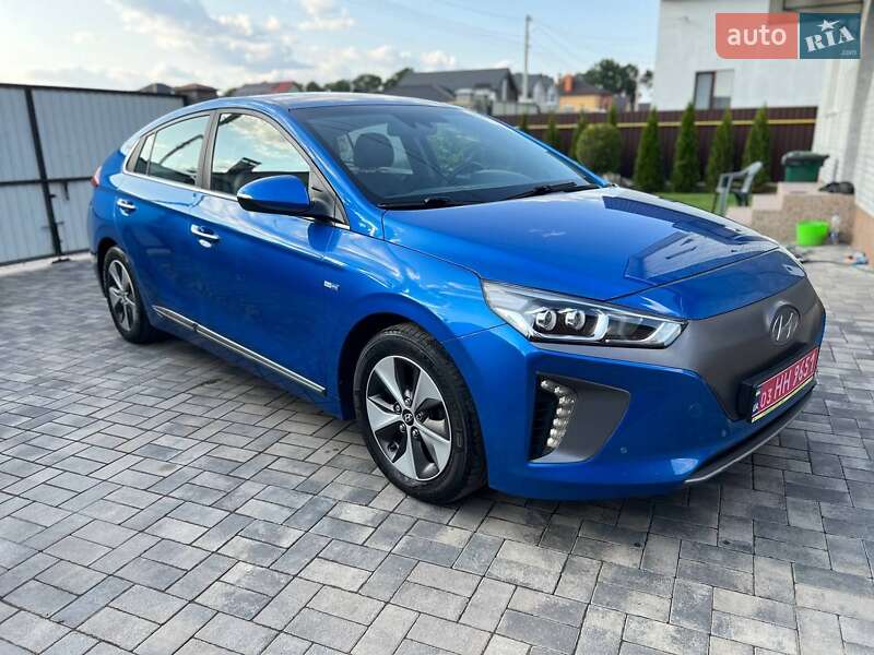 Хэтчбек Hyundai Ioniq 2016 в Виннице