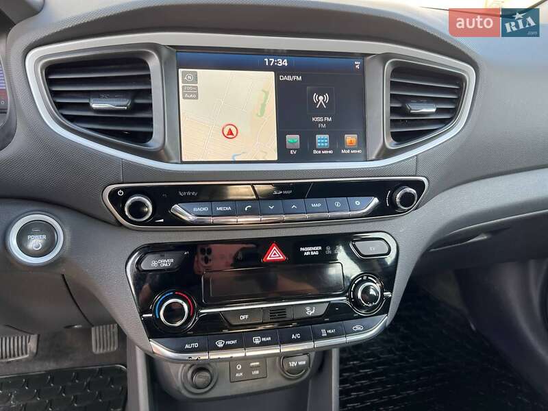 Хэтчбек Hyundai Ioniq 2016 в Виннице