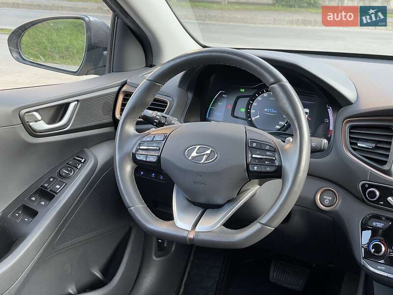 Ліфтбек Hyundai Ioniq 2019 в Луцьку